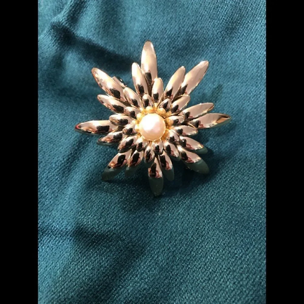 Vintage brooch with faux pearl, no brand markings